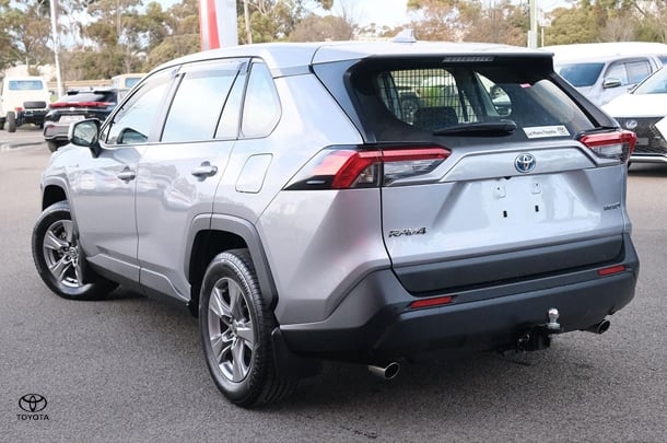 2022 Toyota Rav4 Hybrid GX AWD image 1