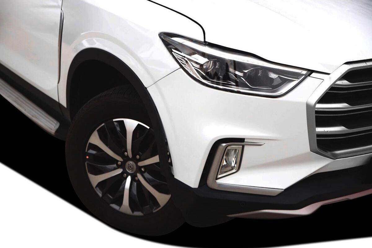 2024 LDV D90 Auto image 19