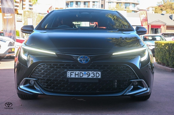 2024 TOYOTA Corolla Hatch Hybrid ZR image 4