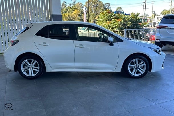 2018 Toyota Corolla Ascent Sport image 4