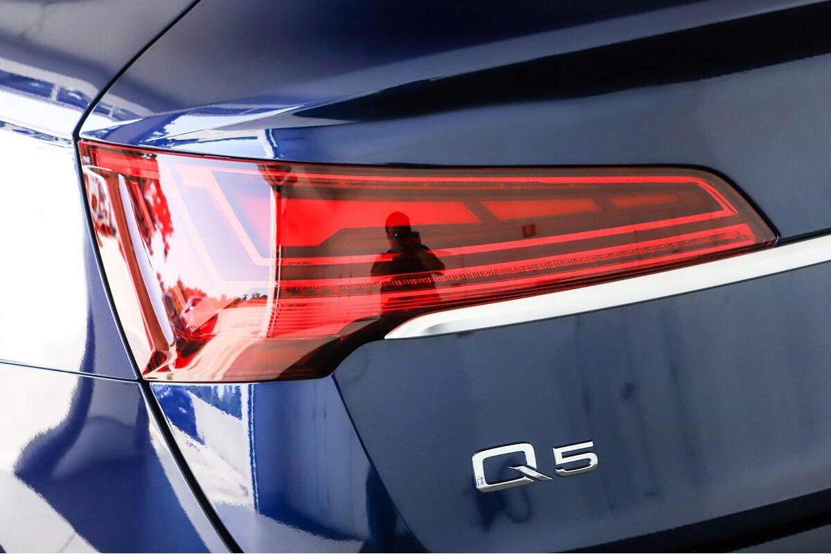 2025 Audi Q5 45 TFSI S Line Auto quattro ultra MY25 image 17