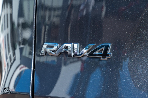 2024 TOYOTA RAV4 Hybrid Cruiser-AWD image 28