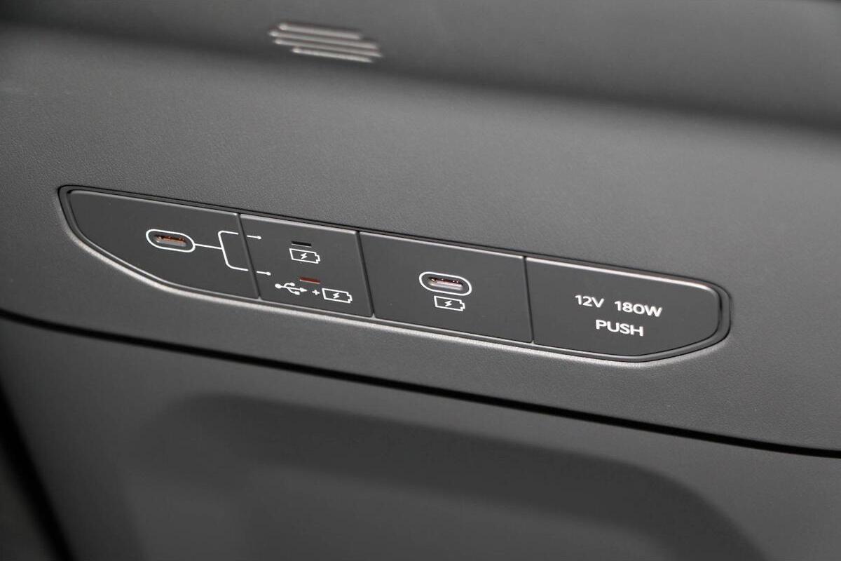 2024 Kia EV9 Earth Auto AWD MY24 image 14