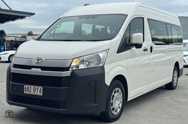2021 Toyota Hiace SLWB image 6