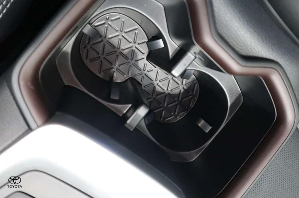 2024 Toyota RAV4 Hybrid Cruiser 2WD image 12