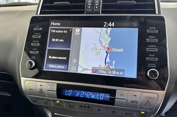2022 Toyota Prado GXL image 25