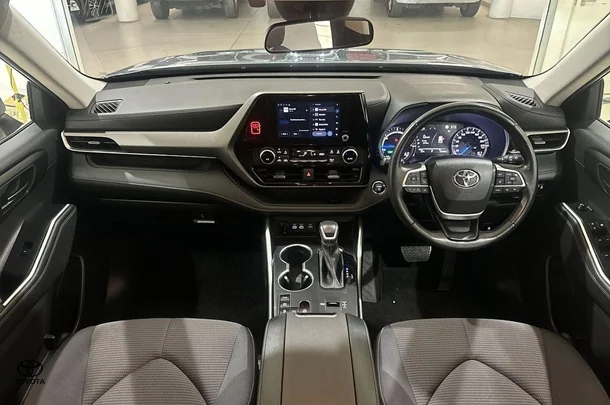 2023 Toyota Kluger Hybrid GX AWD image 2