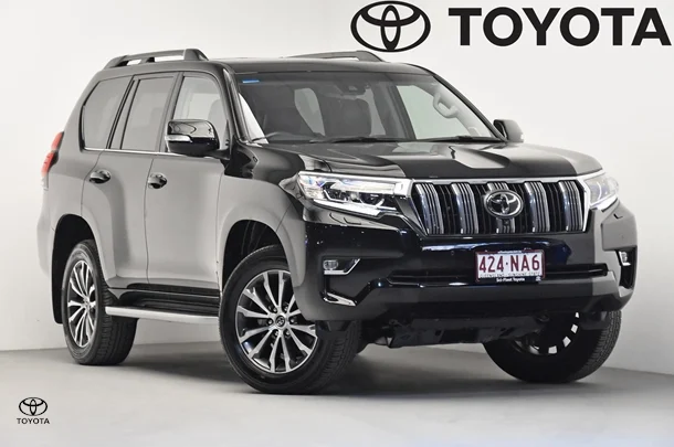 2023 Toyota Prado Kakadu image 1