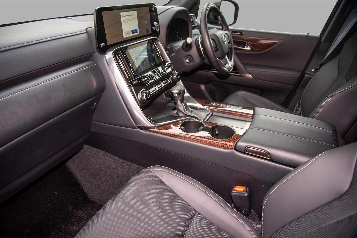 2024 Lexus LX LX500d Sports Luxury Auto 4x4 image 7