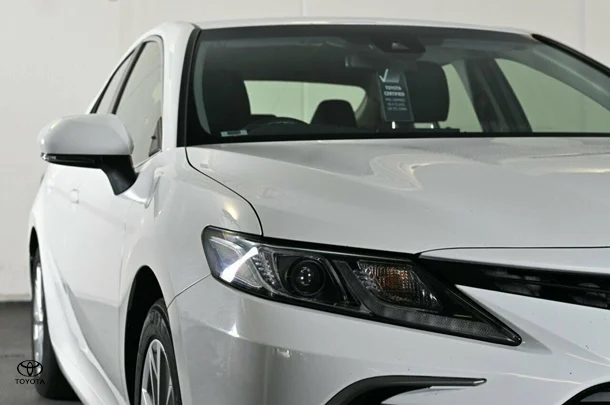 2023 Toyota Camry Ascent image 5
