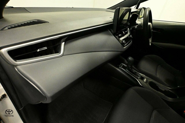 2022 Toyota Corolla Ascent Sport image 18