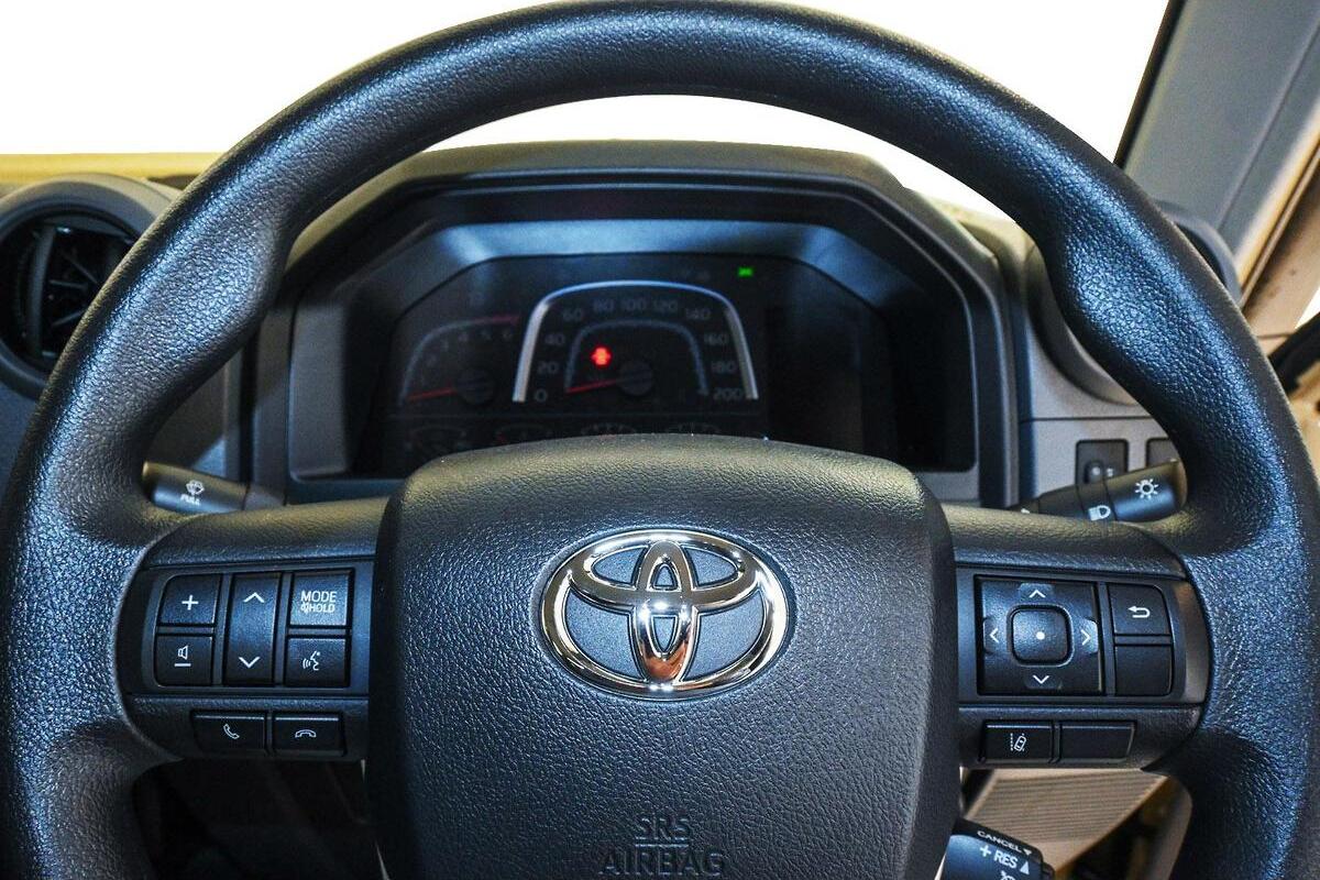 2024 Toyota Landcruiser GXL Manual 4x4 Double Cab image 12