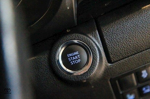 2023 Toyota Hilux GR-SPORT image 13