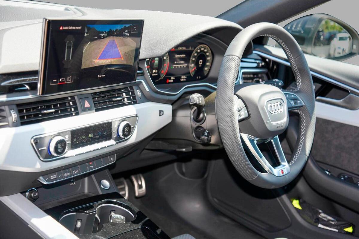 2024 Audi A4 45 TFSI S line Auto quattro MY24 image 8