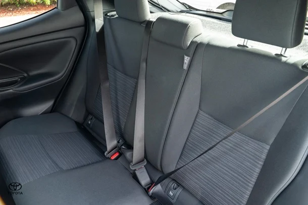 2021 TOYOTA Yaris Hybrid SX image 9