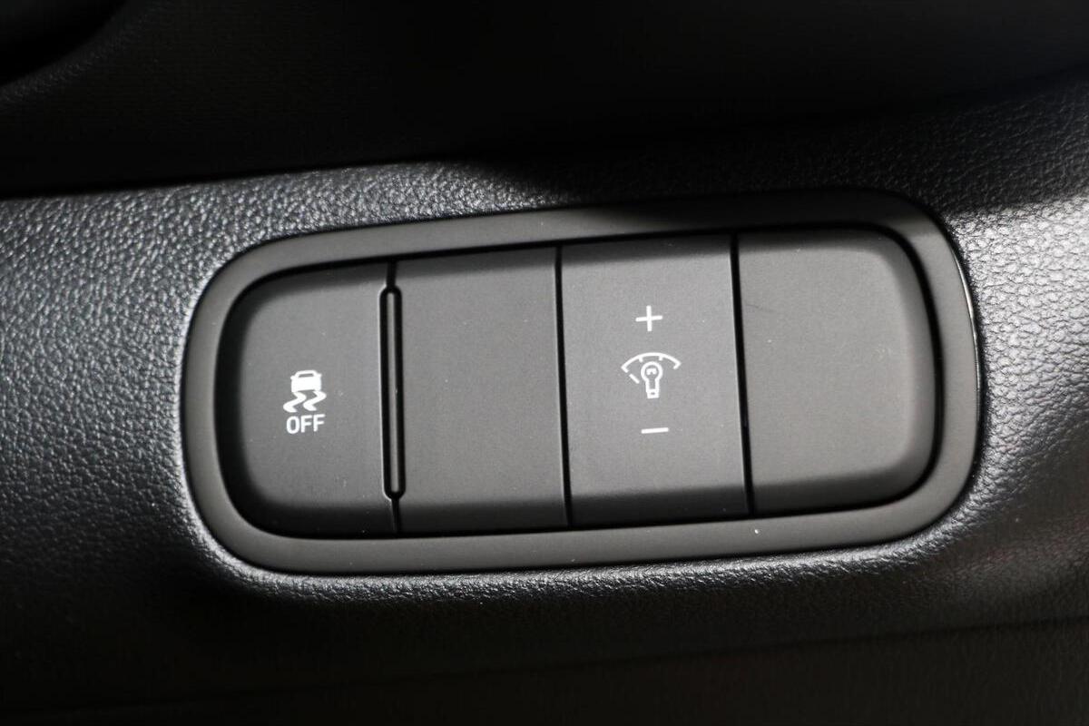 2025 Hyundai Venue Active Auto MY25 image 15