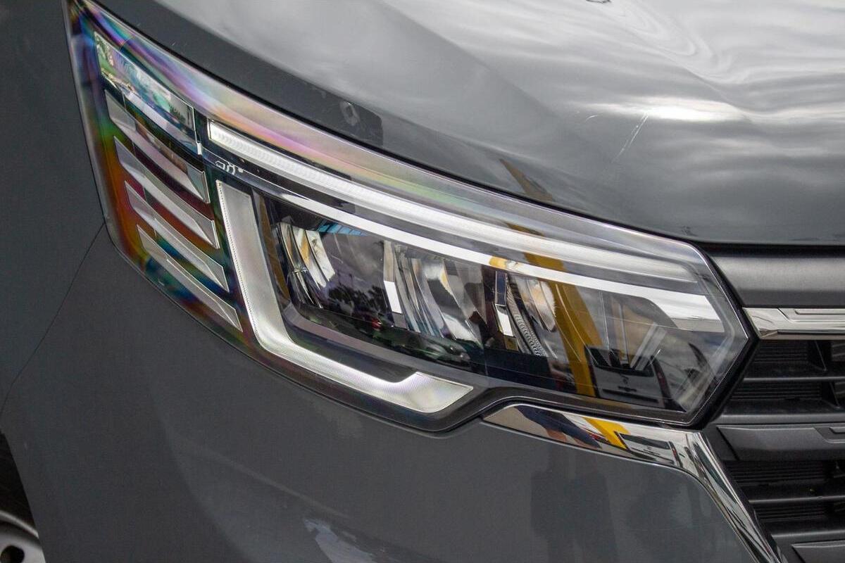 2024 Renault Trafic Pro LWB Auto MY24 image 17