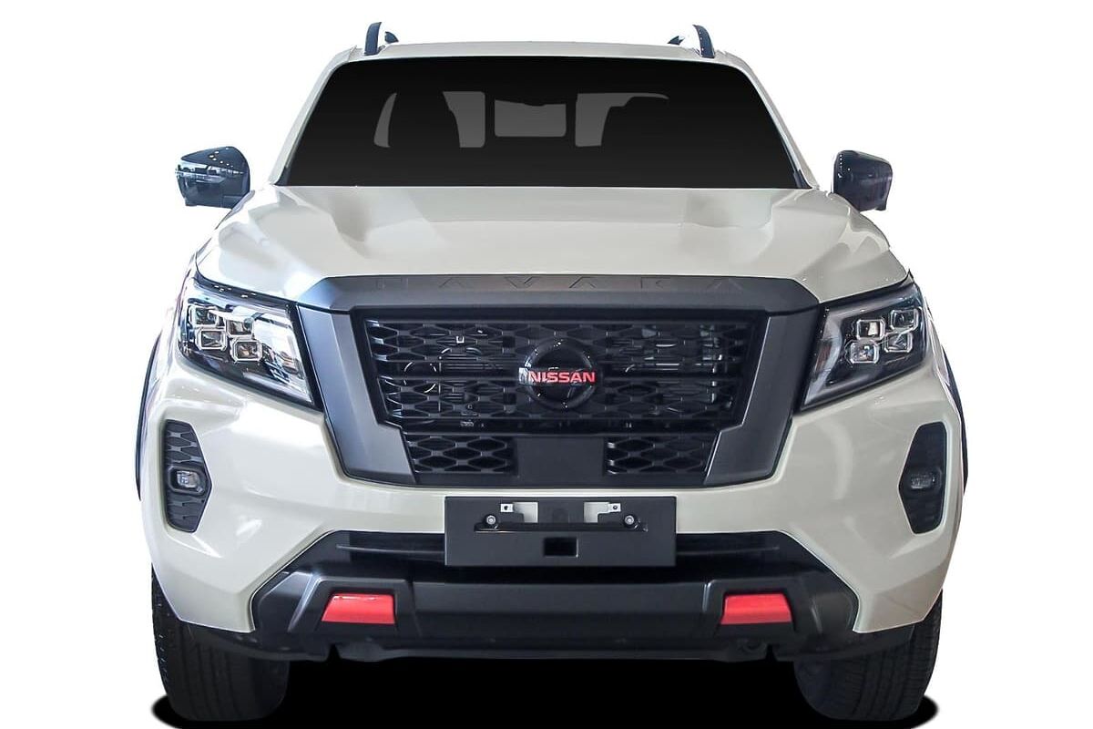 2025 Nissan Navara PRO-4X D23 Manual 4x4 MY24 Dual Cab image 2