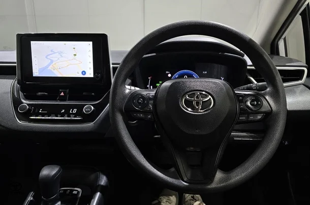2024 Toyota COROLLA SEDAN HYBRID Ascent Sport image 15