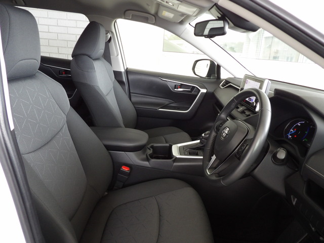 2020 Toyota Rav4 Hybrid GX AWD image 5