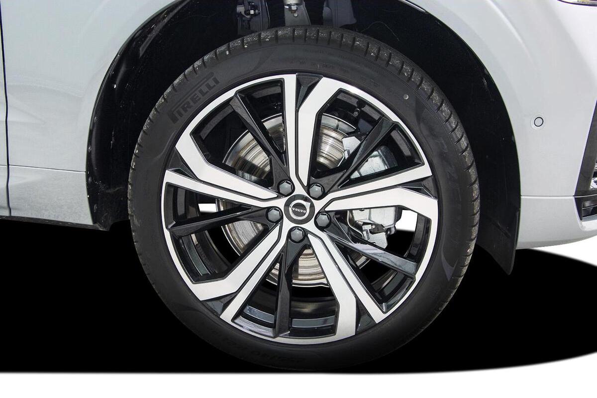 2024 Volvo XC60 Ultra T8 Plug-In Hybrid Auto AWD MY25 image 20