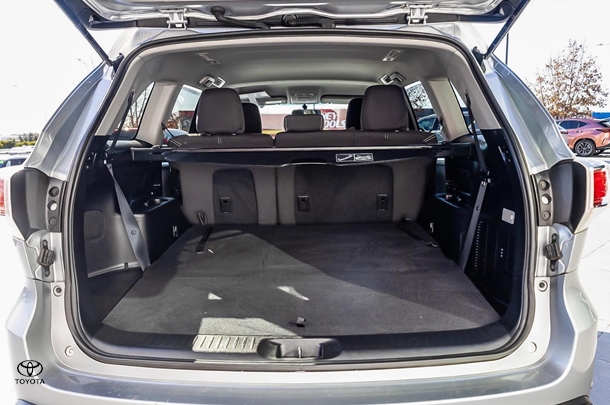 2015 Toyota KLUGER 4x2 GX image 10