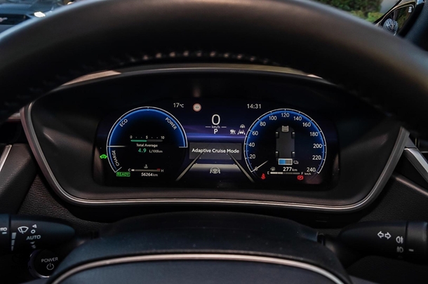 2024 TOYOTA Corolla Hatch Hybrid ZR image 16