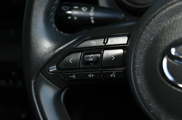 2021 Toyota Yaris Cross Hybrid GX image 18