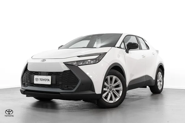 2023 Toyota C-HR Hybrid GXL-2WD image 3