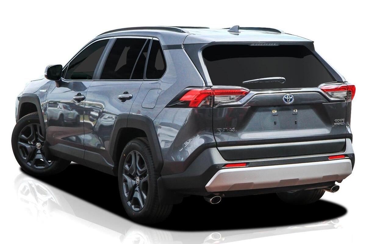 2024 Toyota RAV4 Edge Auto eFour image 4