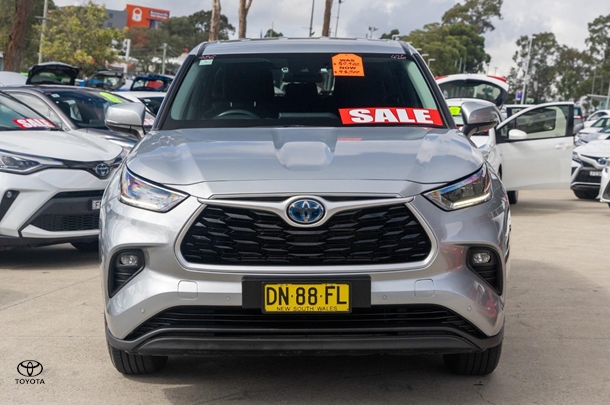2021 Toyota KLUGER HYBRID GX AWD image 4