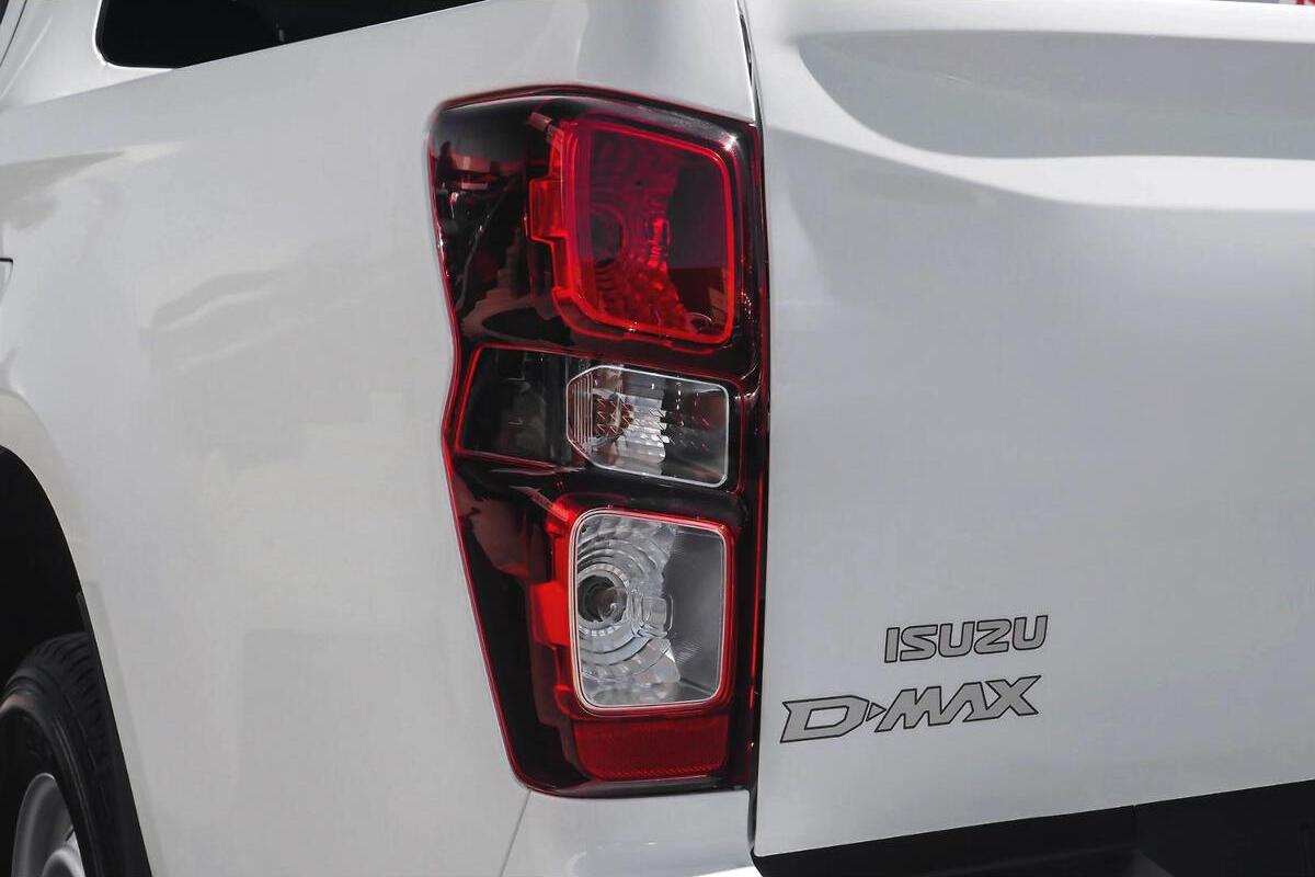 2024 Isuzu D-MAX SX High Ride Auto 4x2 MY24 image 12