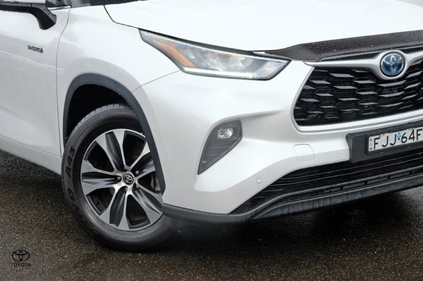 2023 Toyota KLUGER HYBRID GXL AWD image 6