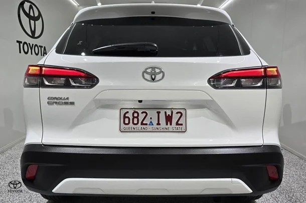 2023 Toyota Corolla Cross Petrol GXL image 3