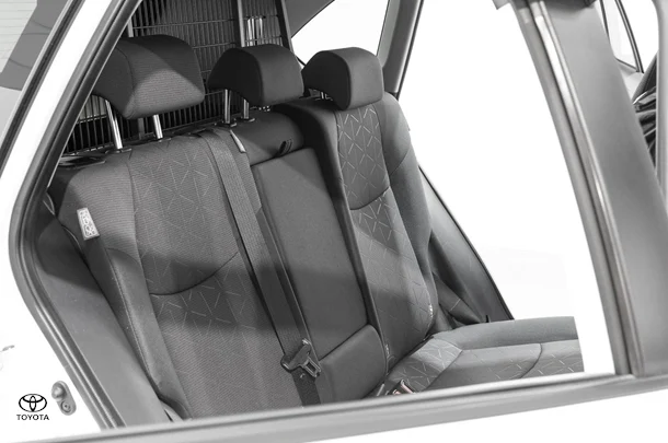 2021 Toyota RAV4 Hybrid GXL-2WD image 15