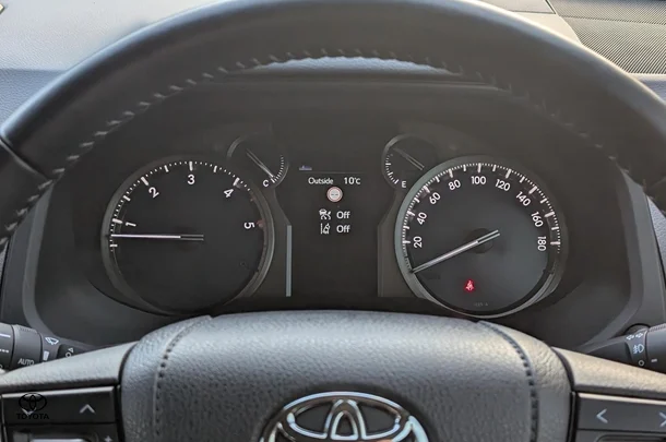 2021 Toyota Prado GXL image 31