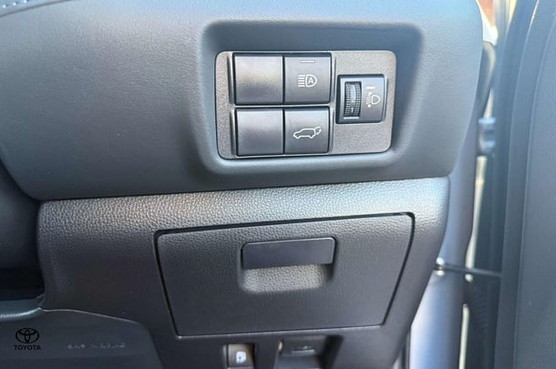 2022 Toyota Kluger Hybrid GXL AWD image 16