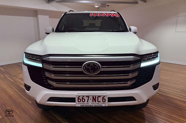 2022 Toyota Landcruiser VX image 7
