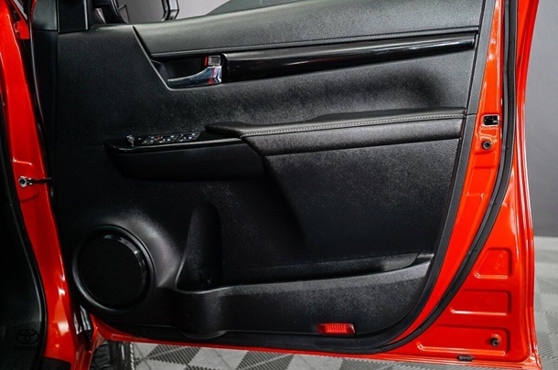 2019 Toyota Hilux 4x4 Rugged X image 14