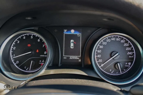 2021 Toyota Camry Ascent image 14