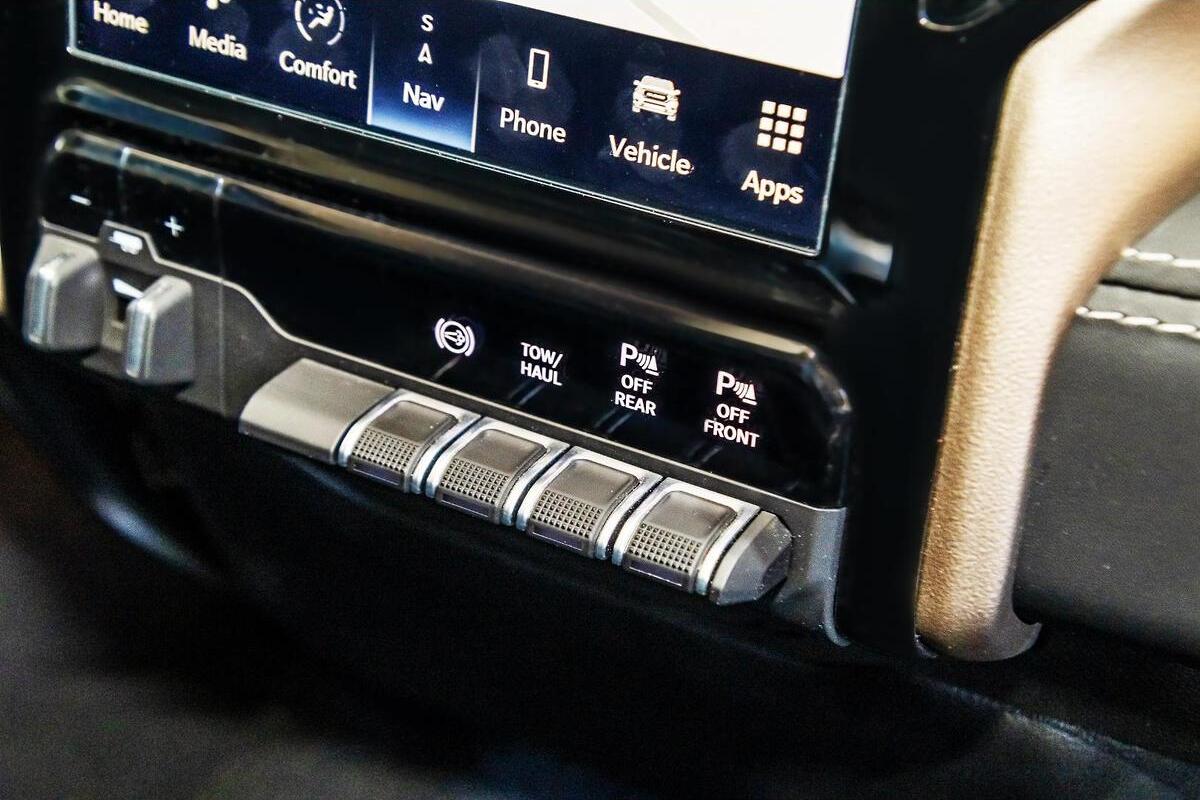 2024 RAM 2500 Laramie Auto 4x4 MY24 image 14