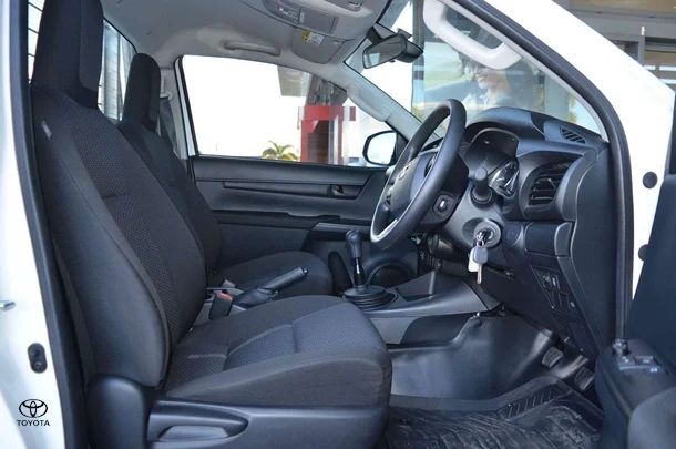2024 Toyota Hilux Workmate image 5