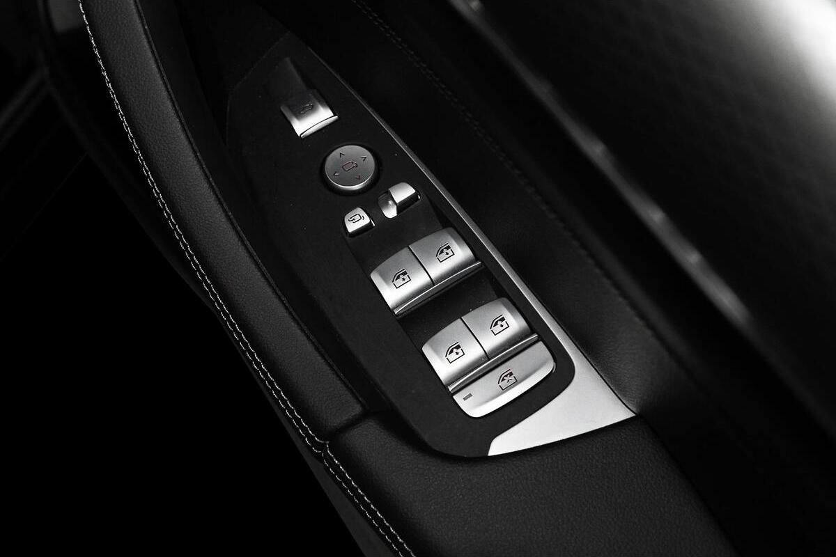 2024 BMW X4 xDrive20i M Sport G02 LCI Auto 4x4 image 17