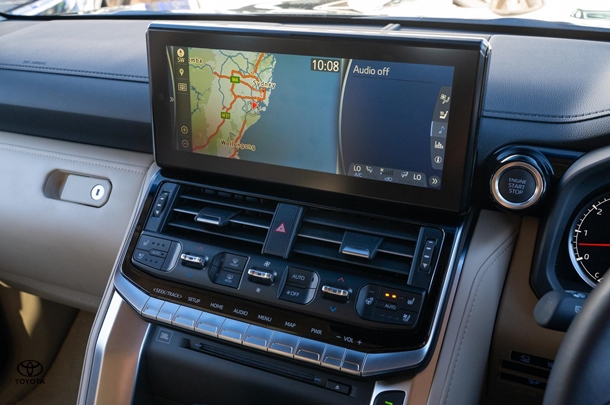 2024 TOYOTA Landcruiser Sahara ZX image 15