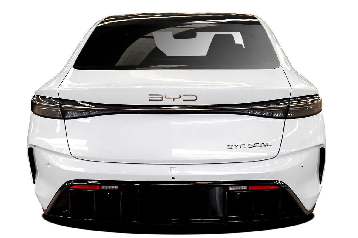 2025 BYD Seal Dynamic Auto MY25 image 3