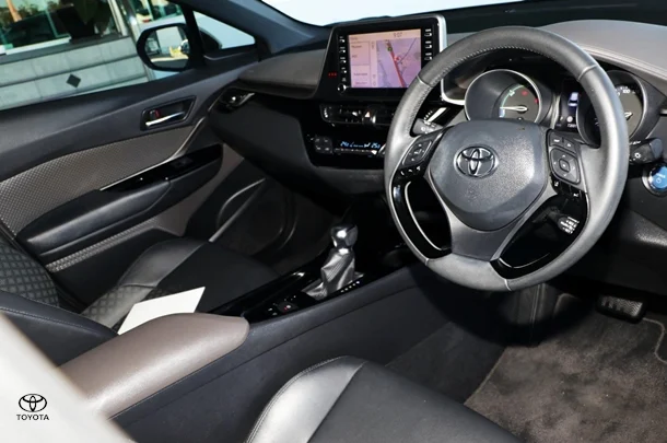 2021 Toyota C-HR Hybrid Koba 2WD image 6