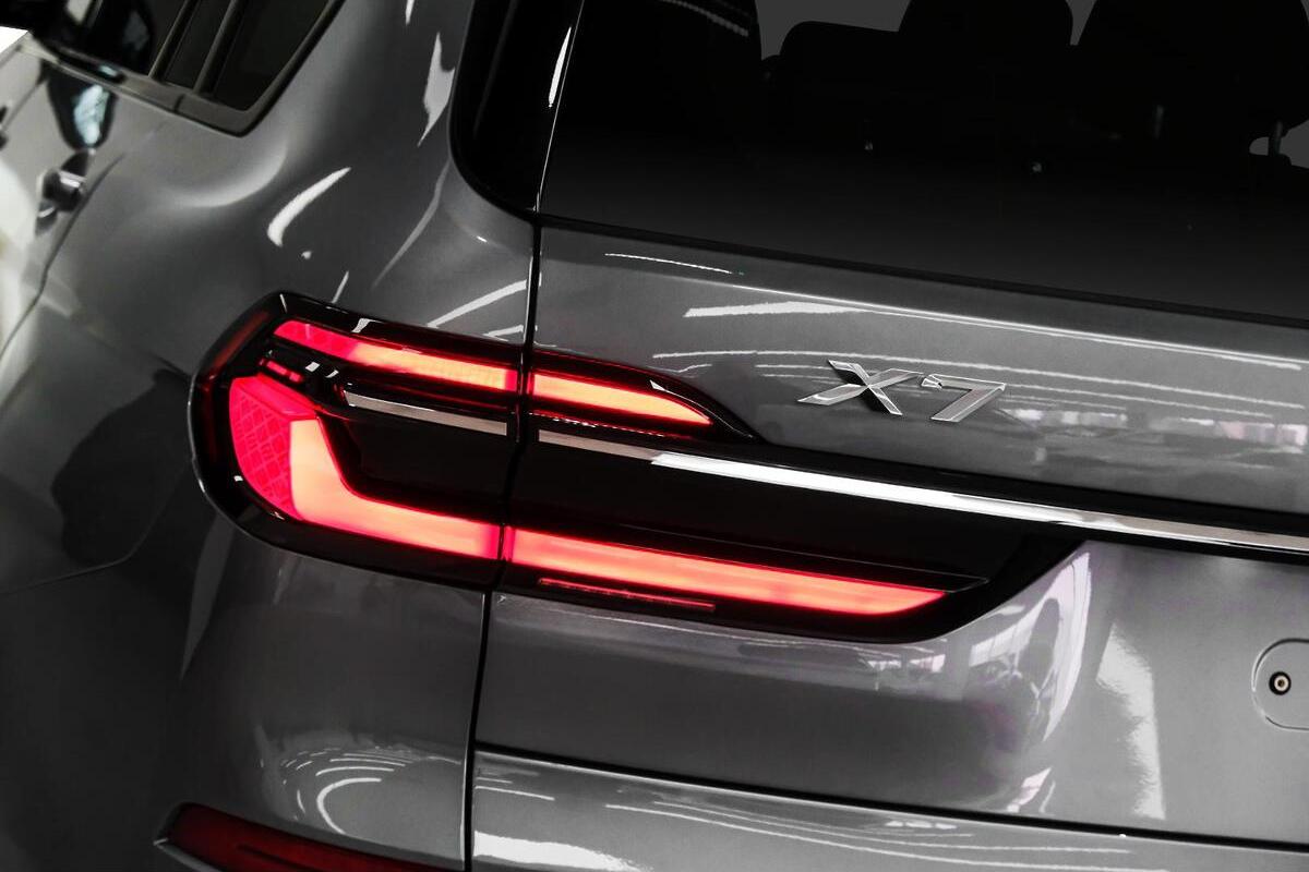 2024 BMW X7 xDrive40i M Sport G07 LCI Auto 4x4 image 3