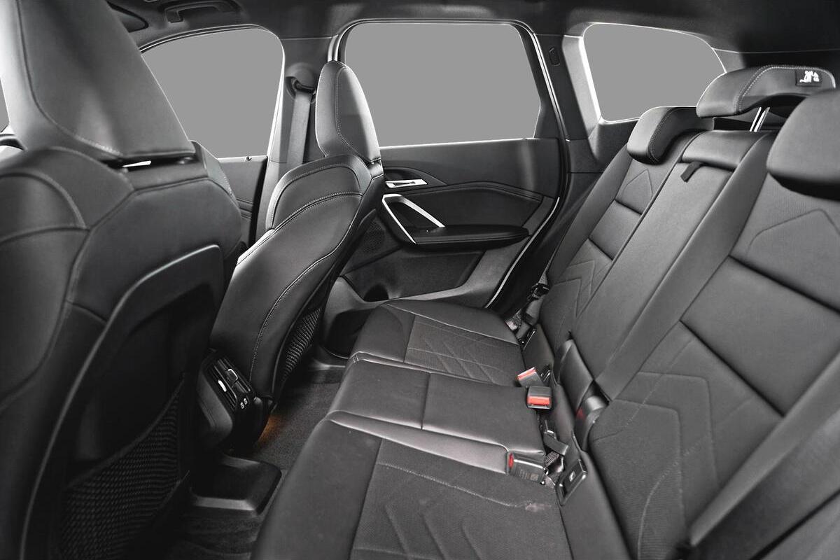 2024 BMW iX1 xDrive30 xLine U11 Auto AWD image 8