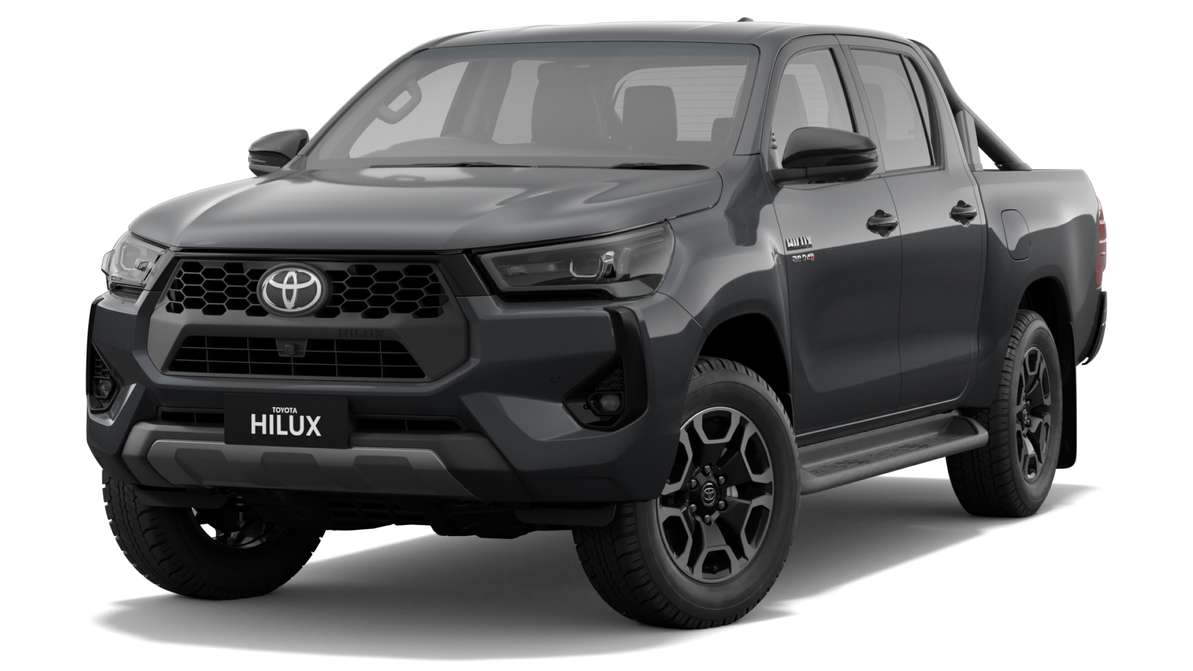 2024 Toyota Hilux 4x4 SR5 Double-Cab Pick-Up Premium Interior image 4