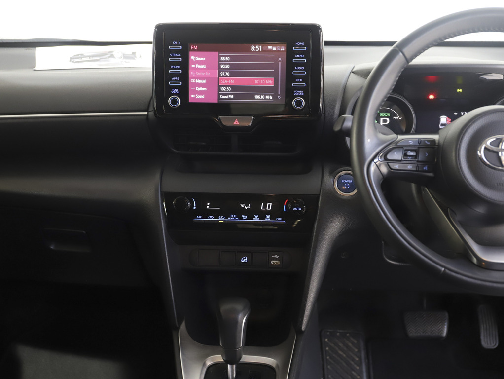 2022 Toyota Yaris Cross Hybrid GX image 18
